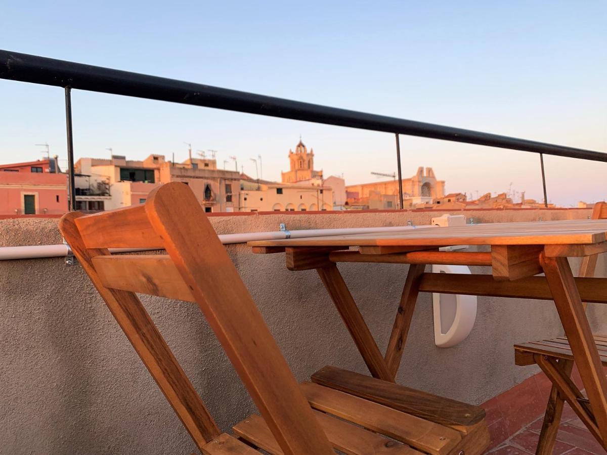 Apartamento 1 en la muralla romana junto a la Catedral Tarragona Exterior foto